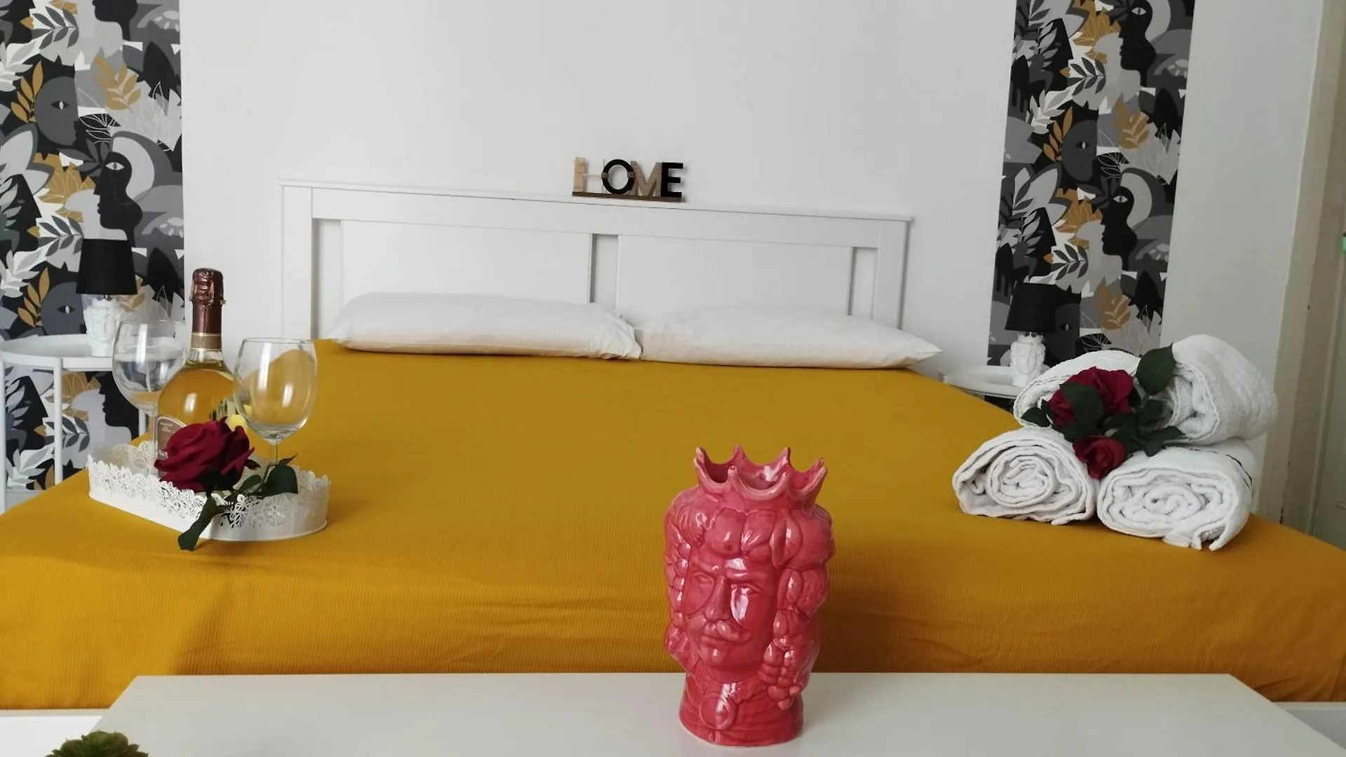 Апартаменты La Casa Di Nana In Centro Палермо Италия